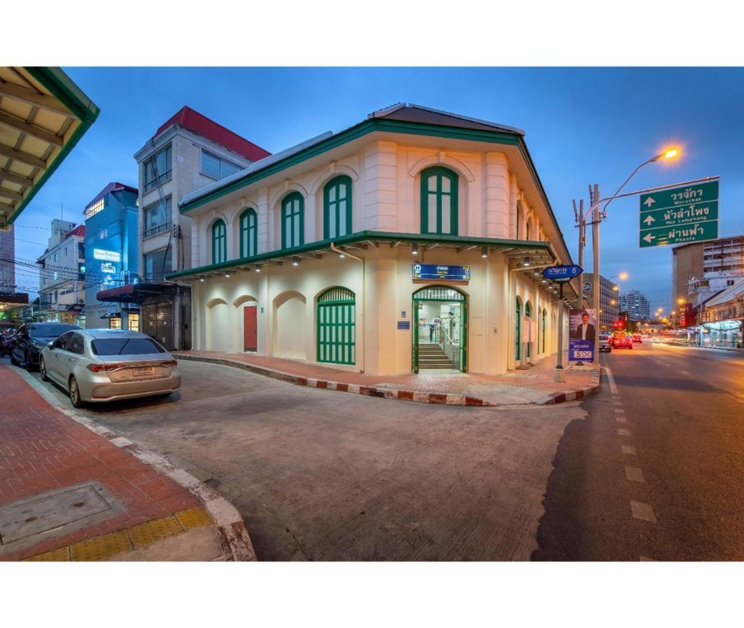 Siam Subway Hostel And Cafe 방콕 외부 사진